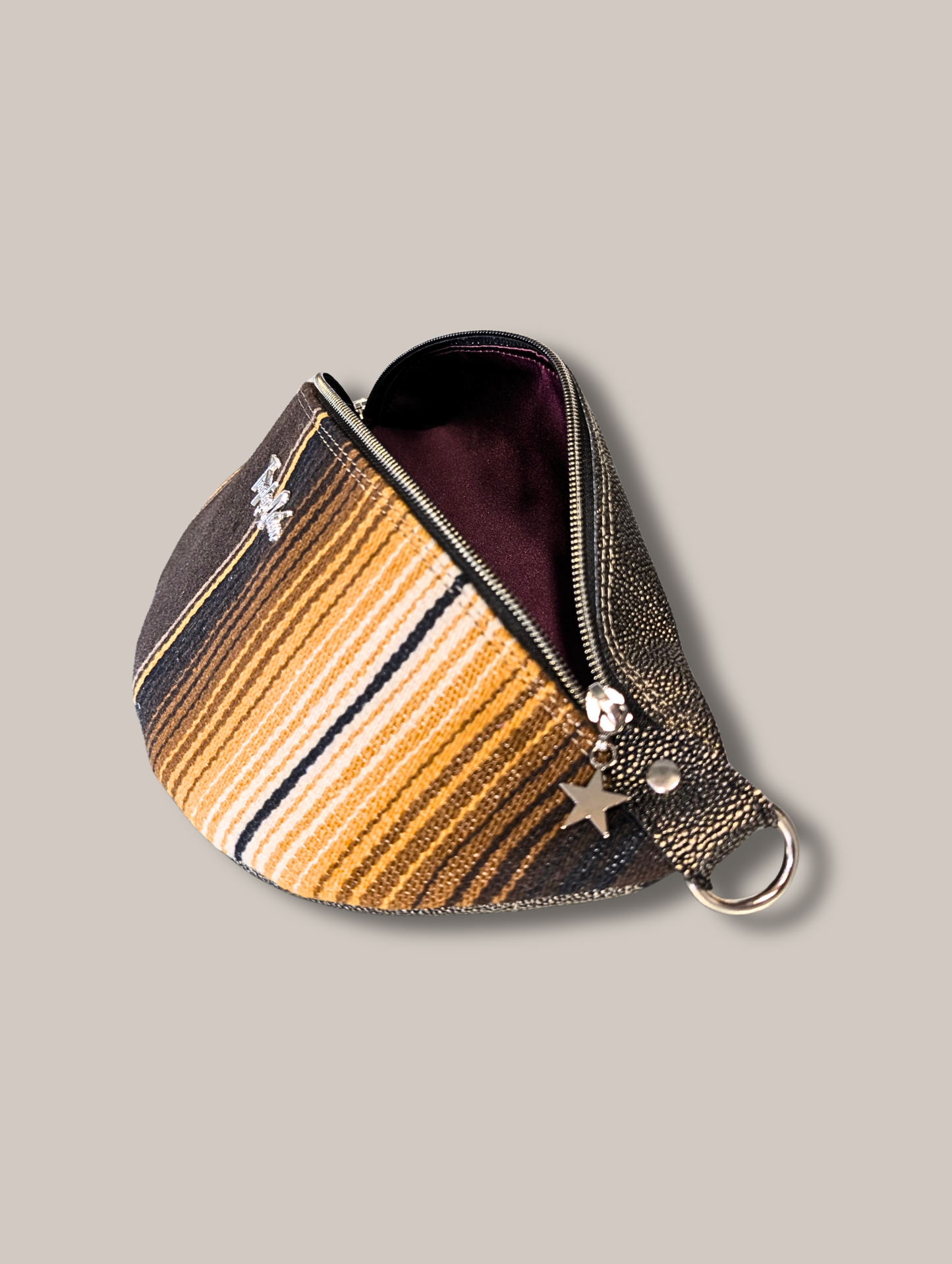 EZ Rider - Brown Mex / Dark Bronze Stingray Leatherette - Burgundy Satin Lining