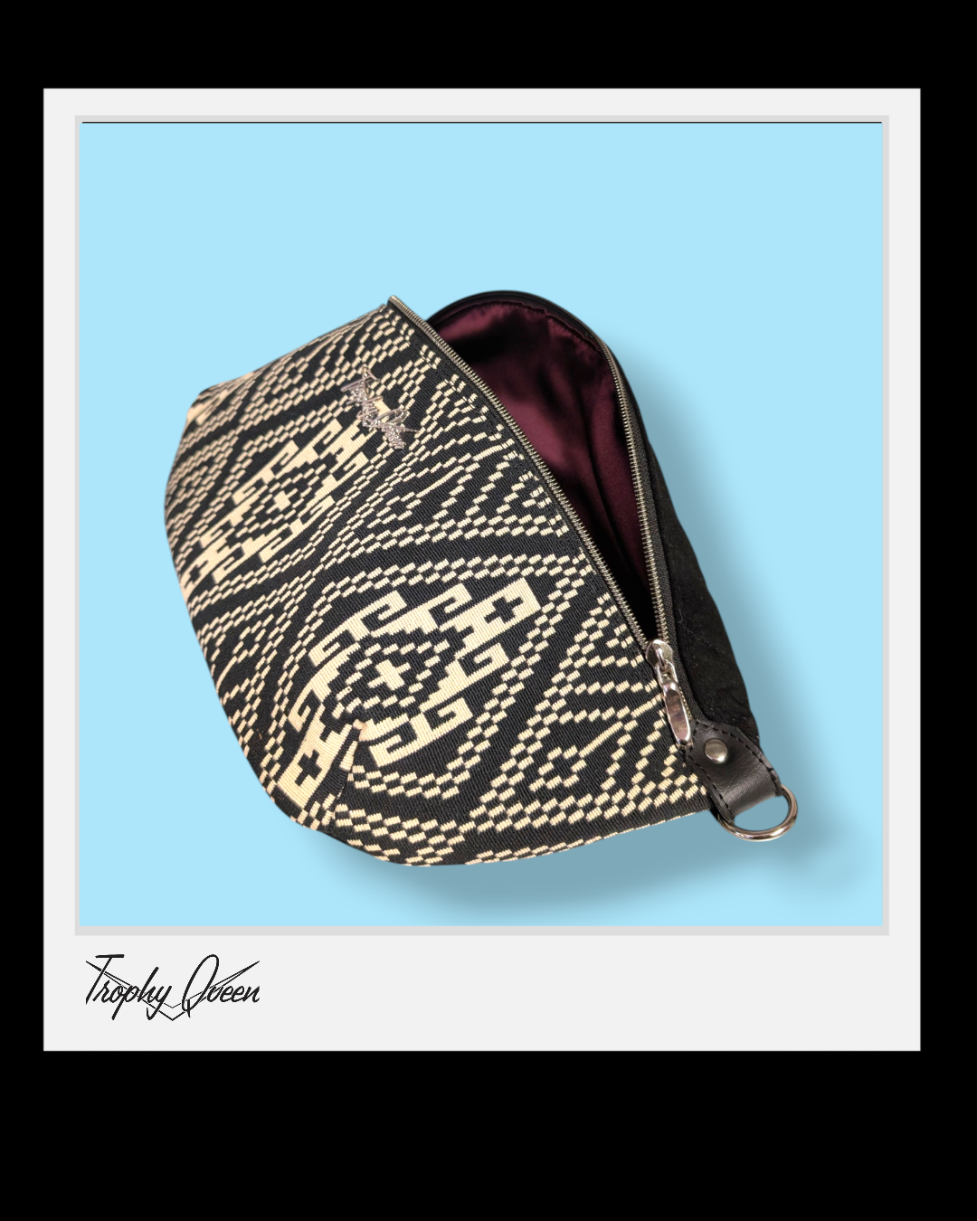 Big EZ - Aztec Print / Black Ultrasuede Pleats - Burgundy Satin Lining